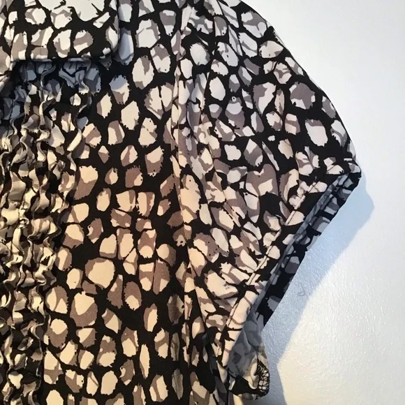 Reitmans Black & White Women’s Short Sleeves Top Size US S - Picture 7 of 15